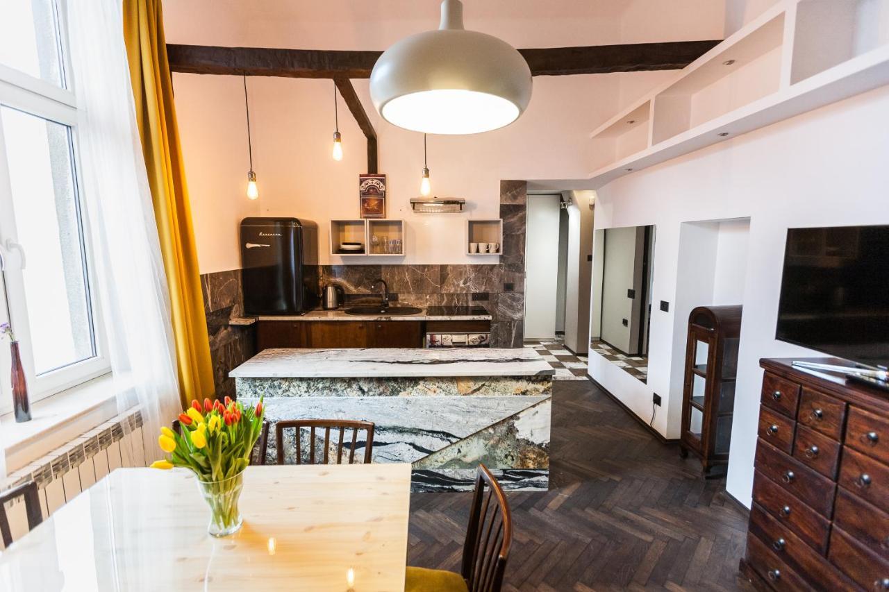 Stylish Apartment In Krakow Old Town — Photos 1